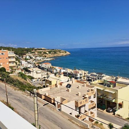 Seaview Flora'S Luxury Apartment-300Meters From The Beach Rethymno  Exterior photo