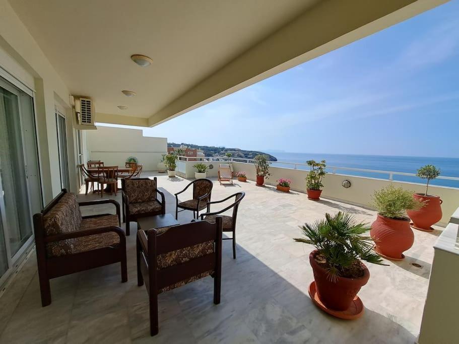 Seaview Flora'S Luxury Apartment-300Meters From The Beach Rethymno  Exterior photo