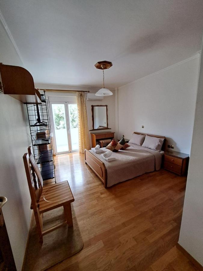 Seaview Flora'S Luxury Apartment-300Meters From The Beach Rethymno  Exterior photo