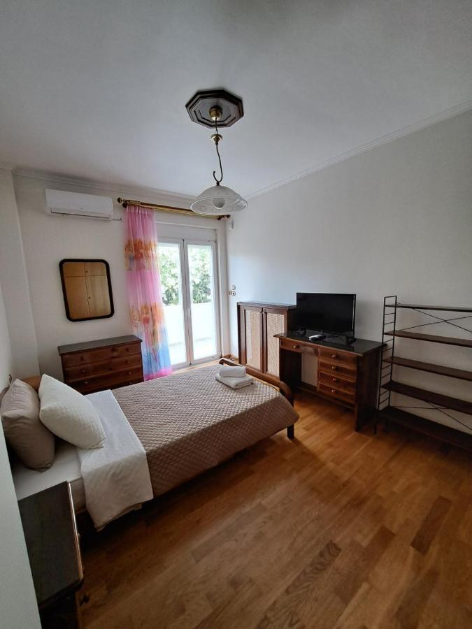 Seaview Flora'S Luxury Apartment-300Meters From The Beach Rethymno  Exterior photo