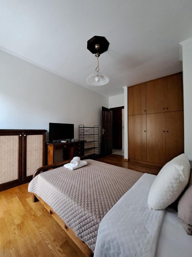 Seaview Flora'S Luxury Apartment-300Meters From The Beach Rethymno  Exterior photo