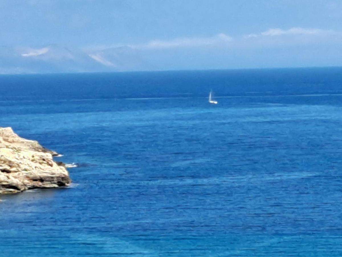 Seaview Flora'S Luxury Apartment-300Meters From The Beach Rethymno  Exterior photo
